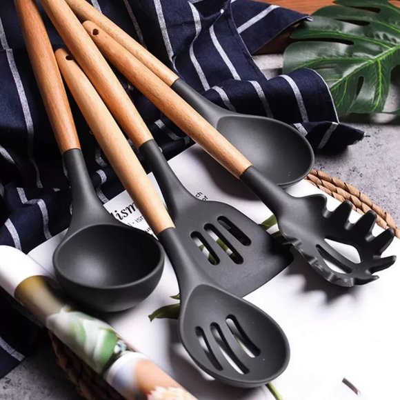 33 Pcs Silicone Cooking Utensils Set, Non-Stick, Heat Resistance (Black) - Picture 5 of 6